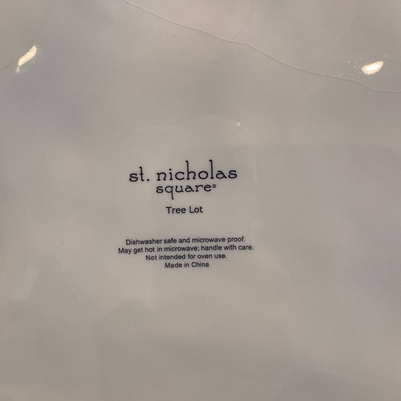 St Nicholas Square “ Tree Lot” Serving Platter - Picture 4 of 7